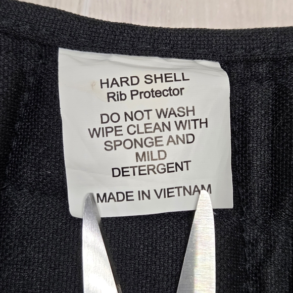 Schutt Hard Shell Rib Protector Vest Football Pads Youth Medium 26”-34” - Picture 3 of 8